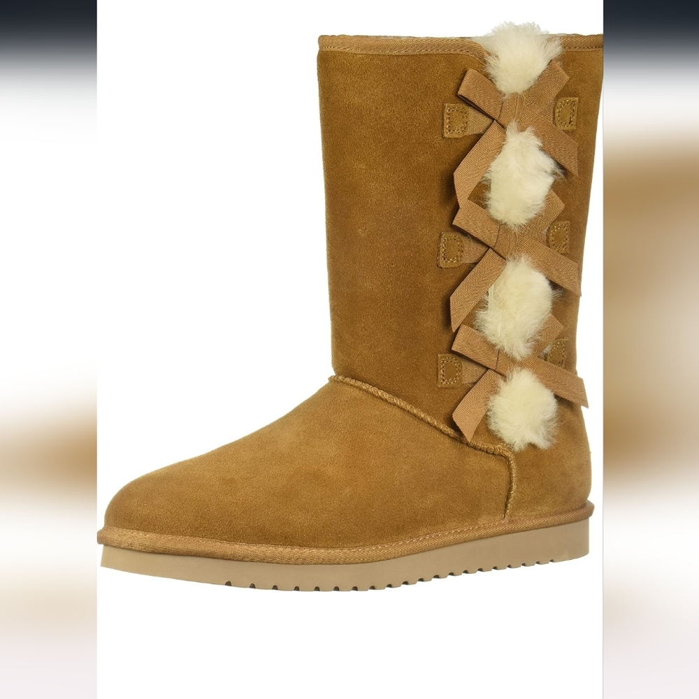 UGG Women's Victoria Tall Fashion Boot BNWT/ BNIB - Picture 2 of 7